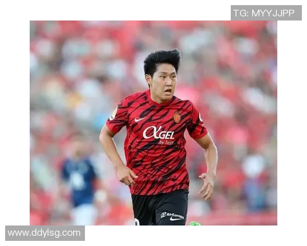 会跆拳道的男足球明星有哪些 足球场外的武术才能与魅力